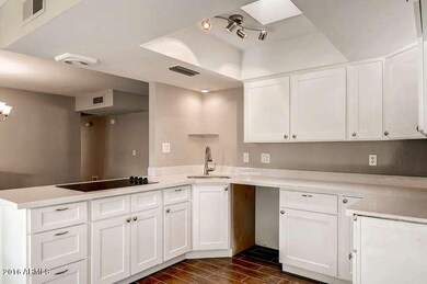902 N Christa Way Tolleson AZ-small-007-