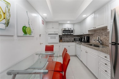 The Tides unit 10C, Hollywood, FL 33019 - photo 4