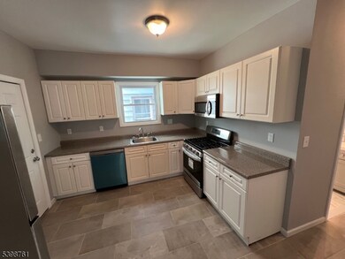 115 Isabella Ave unit 1, Newark, NJ 07106 - photo 4