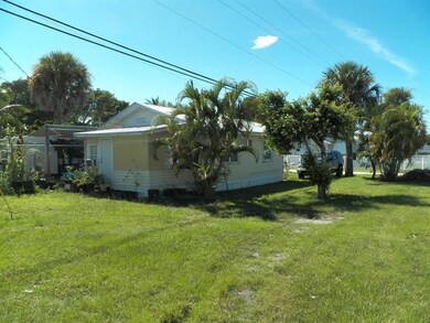 2422 NE Indian River Dr, Jensen Beach, FL 34957 - photo 5