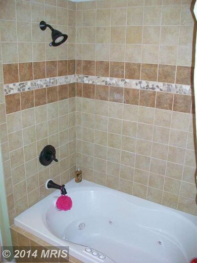 7315 Silent Bird Ct, Columbia, MD 21046 - photo 7