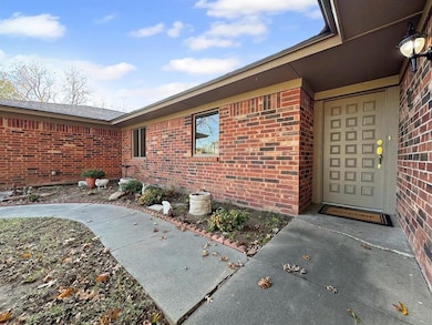 18300 S Rock Creek Rd, Shawnee, OK 74801 - photo 4