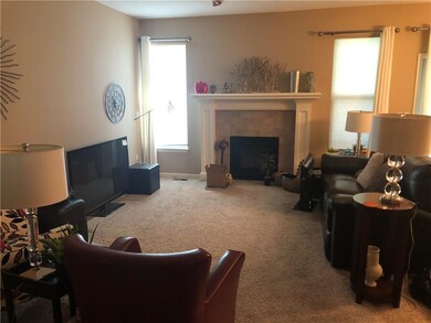 9053 Meadow View Dr, Shawnee, KS 66227 - photo 5