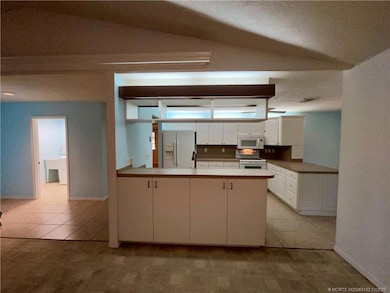 2041 SE Floresta Dr, Port Saint Lucie, FL 34984 - photo 5