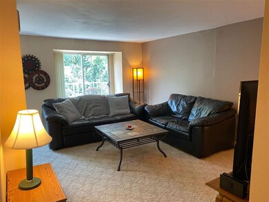 2148 Allen Blvd unit 4, Middleton, WI 53562 - photo 7