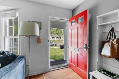 1610 Ravenswood Dr, Lansing, MI 48917 - photo 7