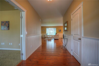 11241 Skyview Ln SE, Yelm, WA 98597 - photo 5