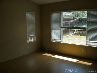 36056 Dresden Ct, Winchester, CA 92596 - photo 4