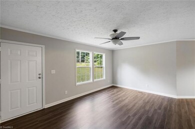 2147 Woodfield Dr, Sophia, NC 27350 - photo 5