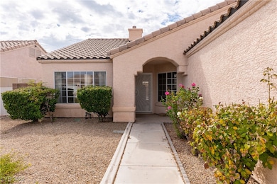 6113 Desert Haven Rd, Las Vegas, NV 89130 - photo 3