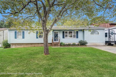 174 Smith Cir, Point Pleasant Boro, NJ 08742 - photo 3