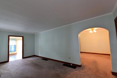 249 E Beaumont Rd, Columbus, OH 43214 - photo 5