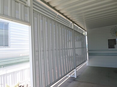 PRIVACY SCREEN