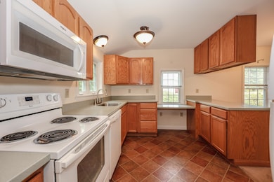 6 Lawrence Street Extension, Concord, NH 03301 - photo 4