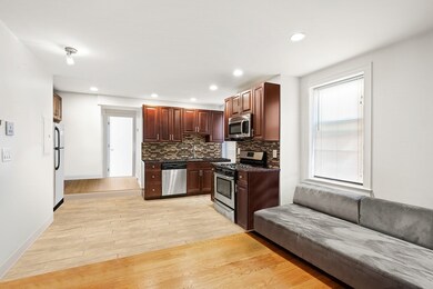 72 N Margin St unit 1, Boston, MA 02113 - photo 3