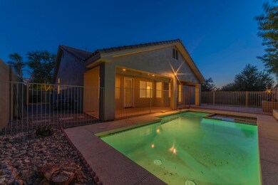 1402 E Laredo St-0086-HDR