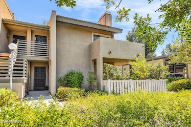 224 Oakleaf Dr unit 102, Thousand Oaks, CA 91360 - photo 4