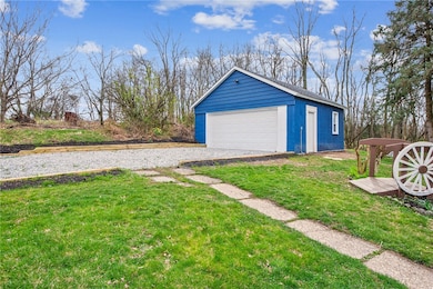 3004 Bushy Run Rd, Jeannette, PA 15644 - photo 4