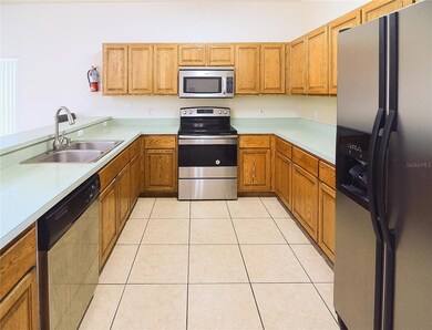 4624 Cumbrian Lakes Dr, Kissimmee, FL 34746 - photo 5