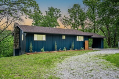 Table Rock Lakefront View Home
