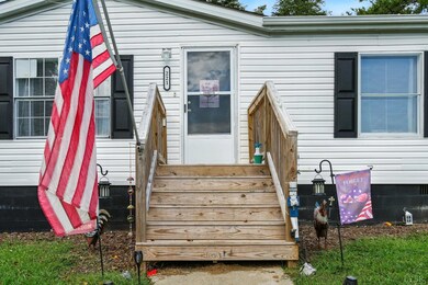 221 Cedar Ct, Gretna, VA 24557 - photo 6