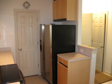 4 - 1566 Oxborough Circle - Kitchen2