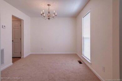 3524 Pine Ridge Rd ~ 3 b Dining room