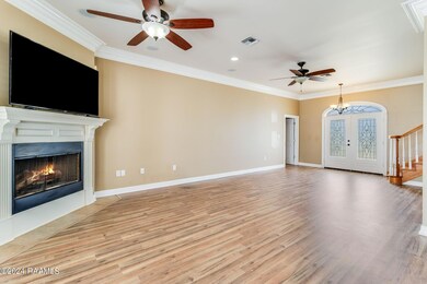 9-web-or-mls-1713 Pembroke-9