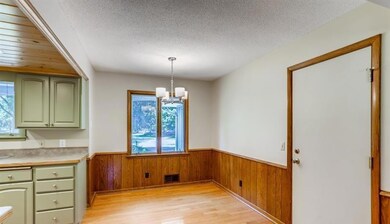 1820 Gladview Ln, Maple Plain, MN 55359 - photo 5