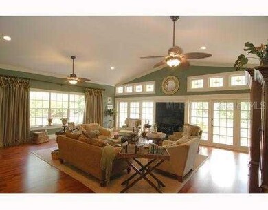 Den/Family/Great Room