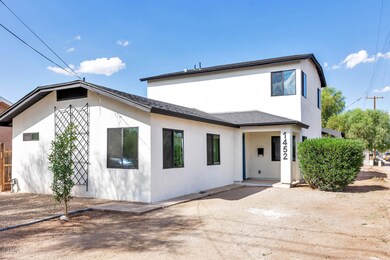 1452 E Sheridan St-large-001-026-Exterio