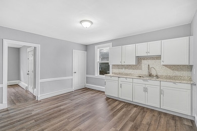 118 Maxfield St unit 1, New Bedford, MA 02740 - photo 6