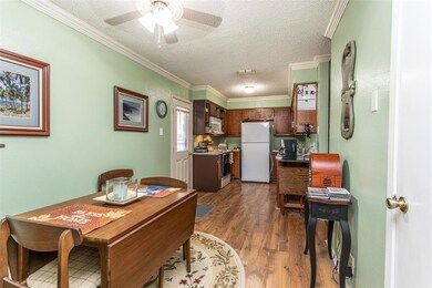 1210 S Clements St, Gainesville, TX 76240 - photo 5