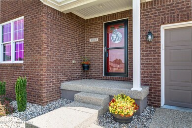 8803 Teak Dr, Louisville, KY 40228 - photo 3