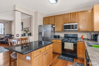 1794 Fredericksburg Ln, Aurora, IL 60503 - photo 6