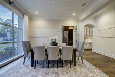 12010 Surrey Ln, Houston, TX 77024 - photo 6