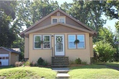 32 Ivernia Rd, Worcester, MA 01606 - photo 3