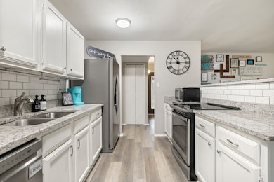 711 Sunny Slope Dr, Allen, TX 75002 - photo 3