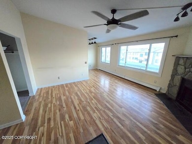 111-180721 Living Room