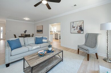 505 Lakeside Cir, Center Point, AL 35215 - photo 6