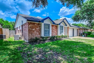 7415 Dew Mist Ln, Houston, TX 77095 - photo 2