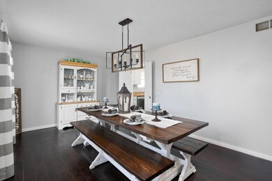 530 Oak Tree Ave_MLS_7