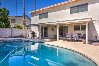 1515 E Westwind Way-29