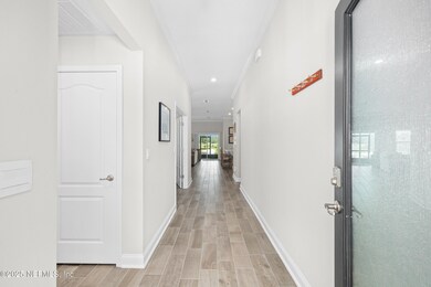 38_25 - interior