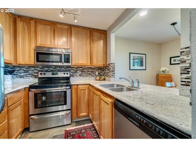20130 Larkspur Ln unit 97, West Linn, OR 97068 - photo 6