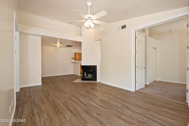 04-Living Room
