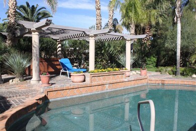 Hot tub and Pergola