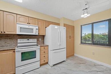 6093 Pointe Regal Cir unit 301, Delray Beach, FL 33484 - photo 5