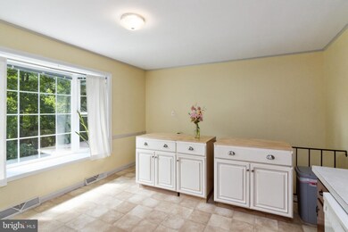 23054 Town Creek Dr, Lexington Park, MD 20653 - photo 6