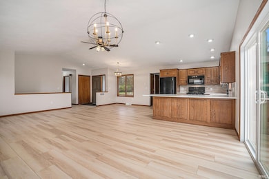 22966 Bainbridge Dr, Elkhart, IN 46514 - photo 6